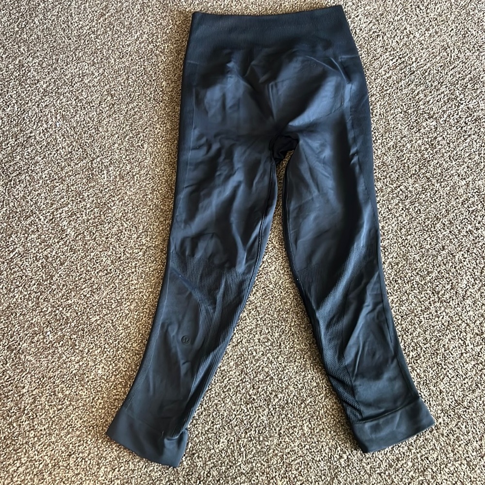 Lululemon cropped leggings